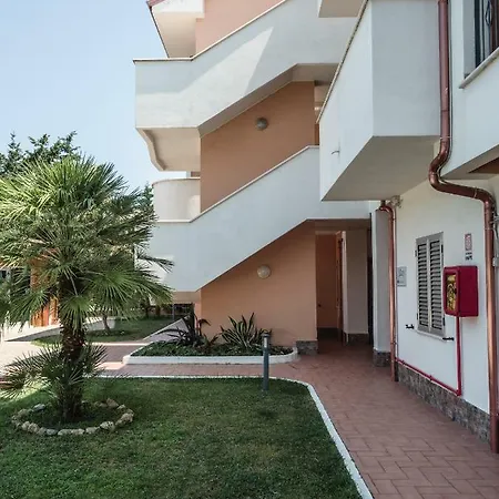 La Marina Club * Mandatoriccio Marina