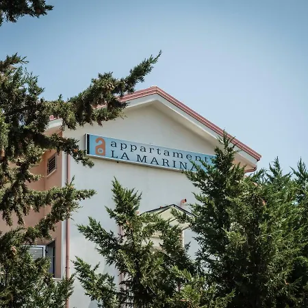 Aparthotel La Marina Club *
