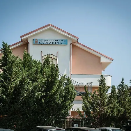 Apartahotel La Marina Club Mandatoriccio Marina
