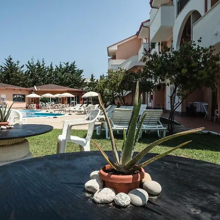 La Marina Club Mandatoriccio Marina