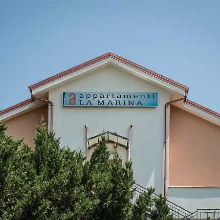 Apartahotel La Marina Club